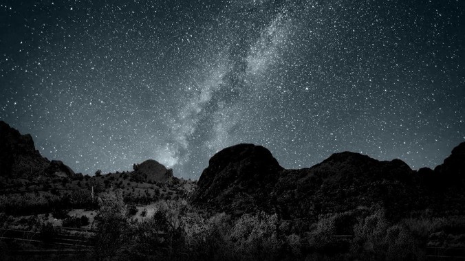 Linux 下有没有类似 Everything 的搜索工具？